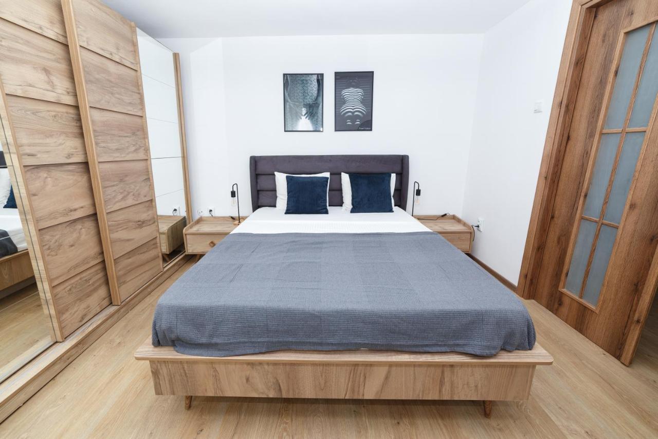 Street Doamnei Rooftop Terrace Apartment *