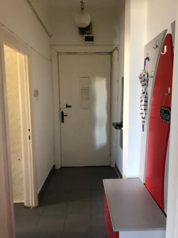Lovely 1 Bedroom Close To Old Town Apartment