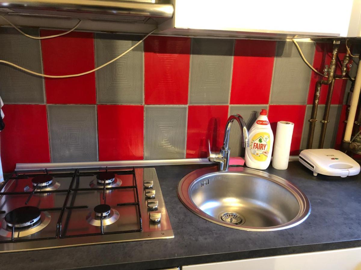 Lovely 1 Bedroom Close To Old Town Apartment Bucharest