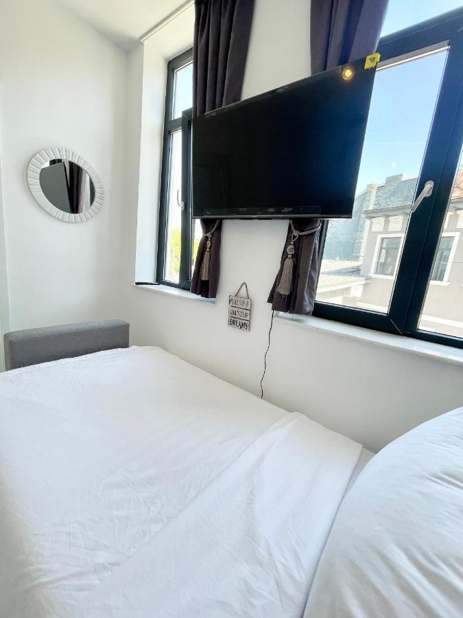 Apartament 10