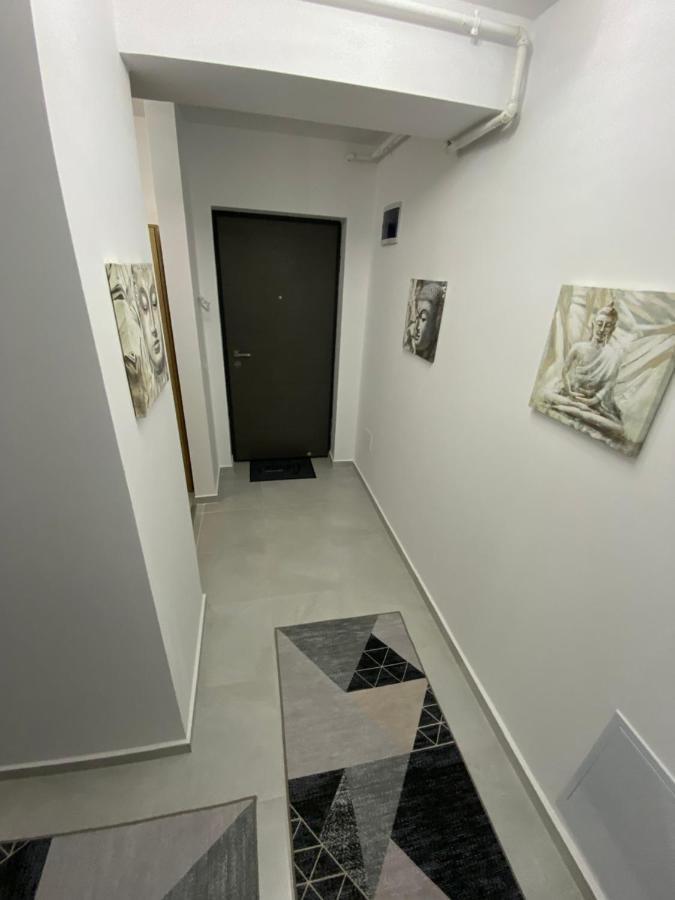 David Place * Bucharest