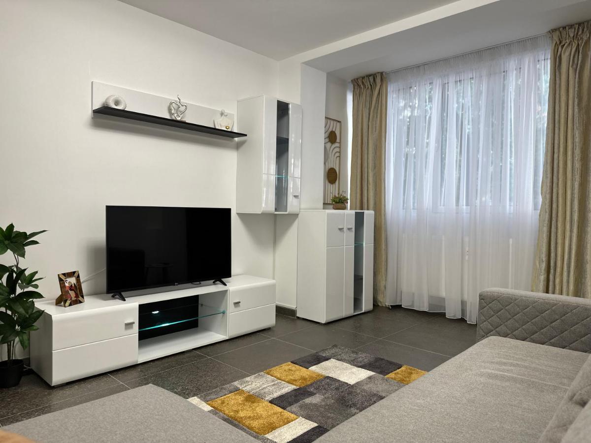 Xox Comfort Obregia Bucharest