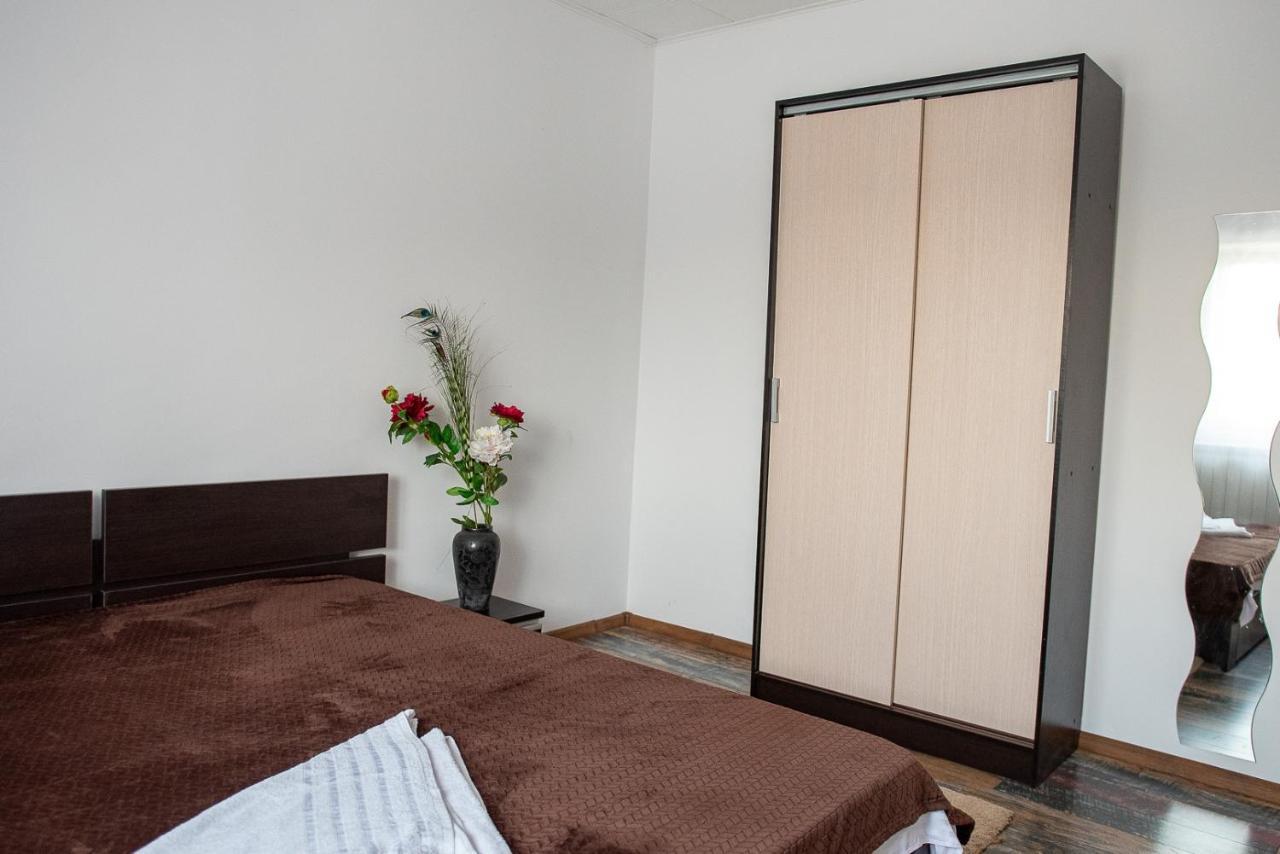 5 Bedrooms Luxury Bucharest