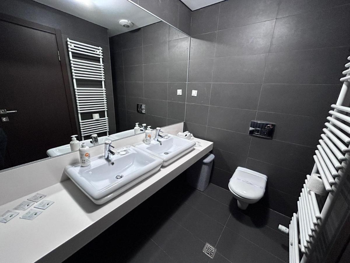 Apartment 365 In