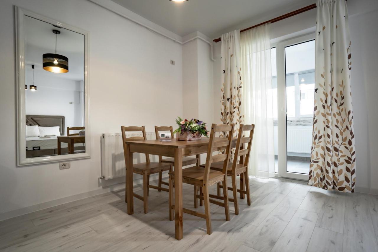 Studio De Lux Nou Aproape De Centrul Orasului * Bucharest