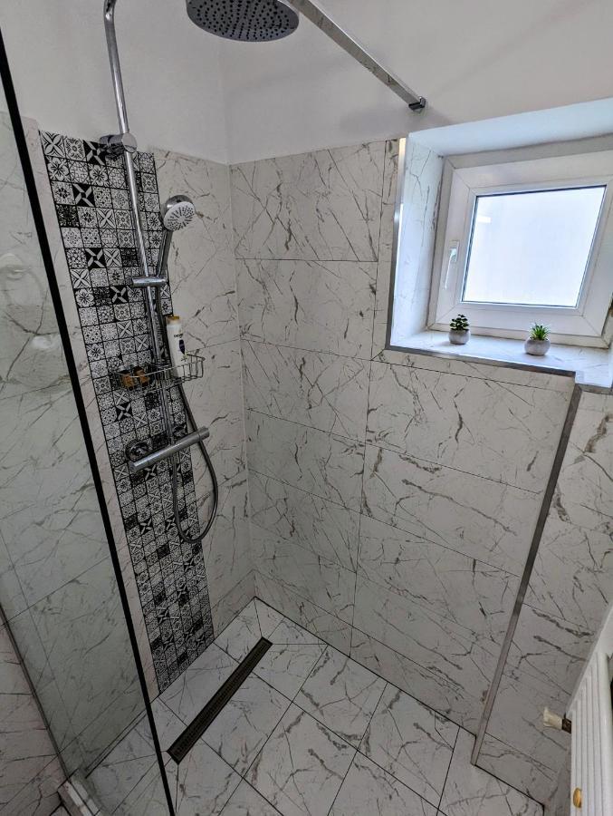 Apartamento Sebastian Bucareste