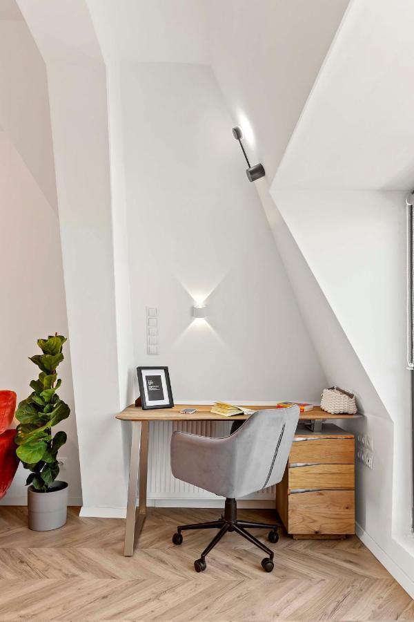 Ela Attic Studio Apartment
