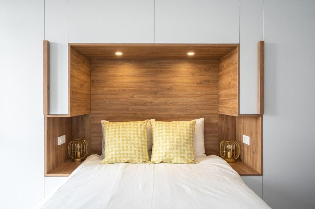 Piata Romana, Two Bedrooms *