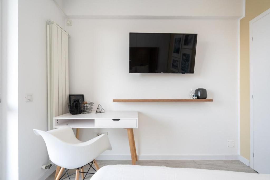 Piata Romana, Two Bedrooms Apartment