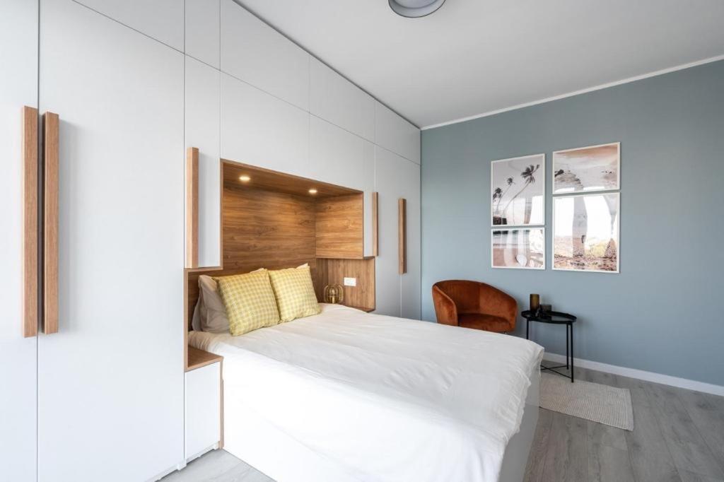 Piata Romana, Two Bedrooms * Bucharest