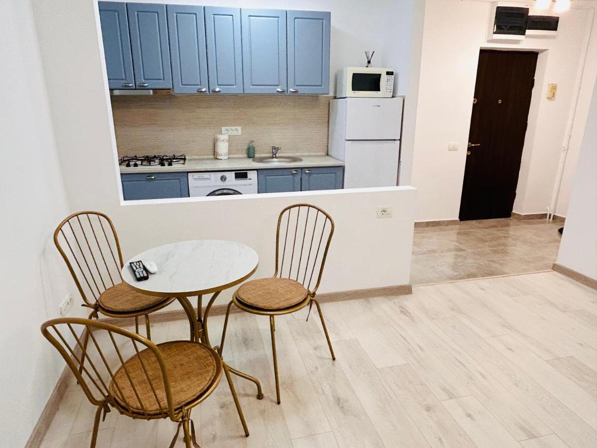 Modern Studio Near The Old Town Center, Subway, Park And Mall *