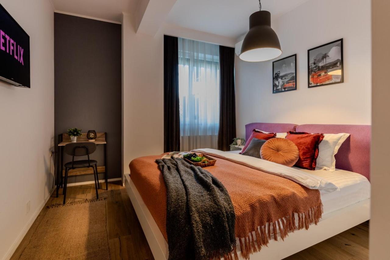 Apartment Long Heaven - Spacious 2br Apt With Balcony