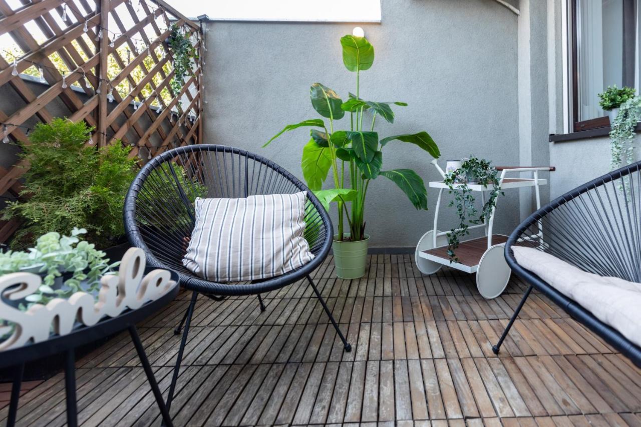 Long Heaven - Spacious 2br Apt With Balcony Apartment Bucharest