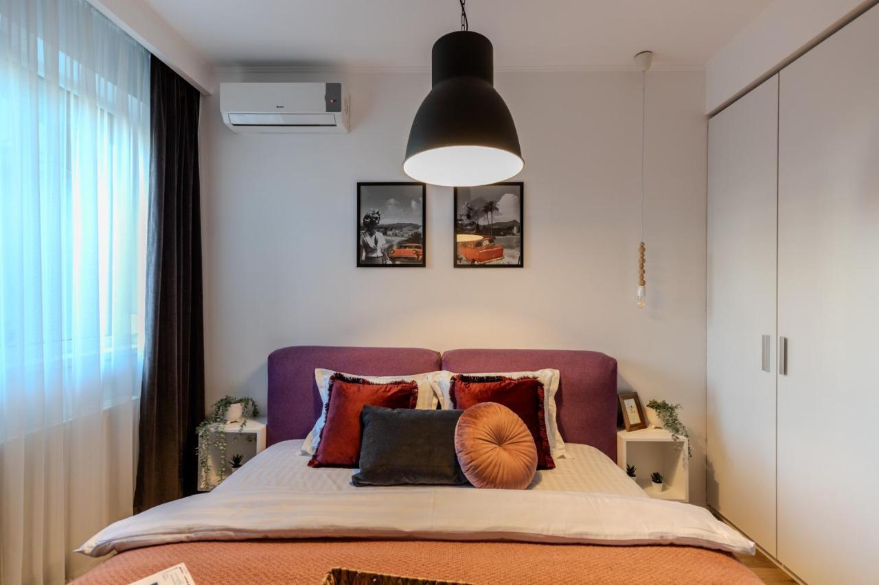 Long Heaven - Spacious 2br Apt With Balcony