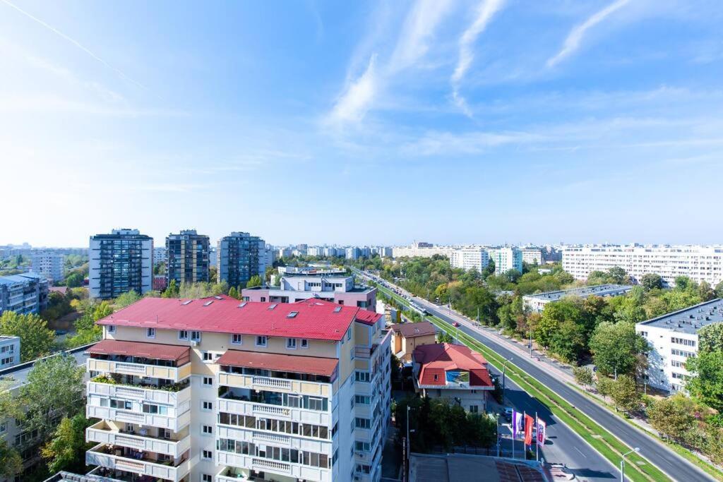 Elegant 2 Bedroom Retreat * Bucureşti