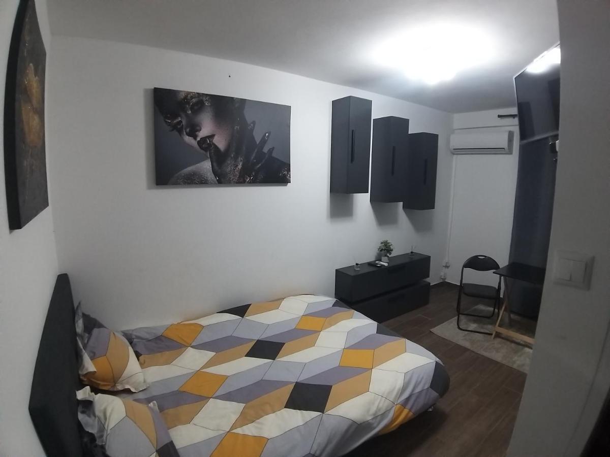 Ovidiu Relaxing Place * Bucureşti