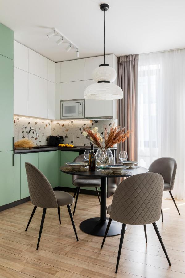 Park Lane Luxury * Bucureşti