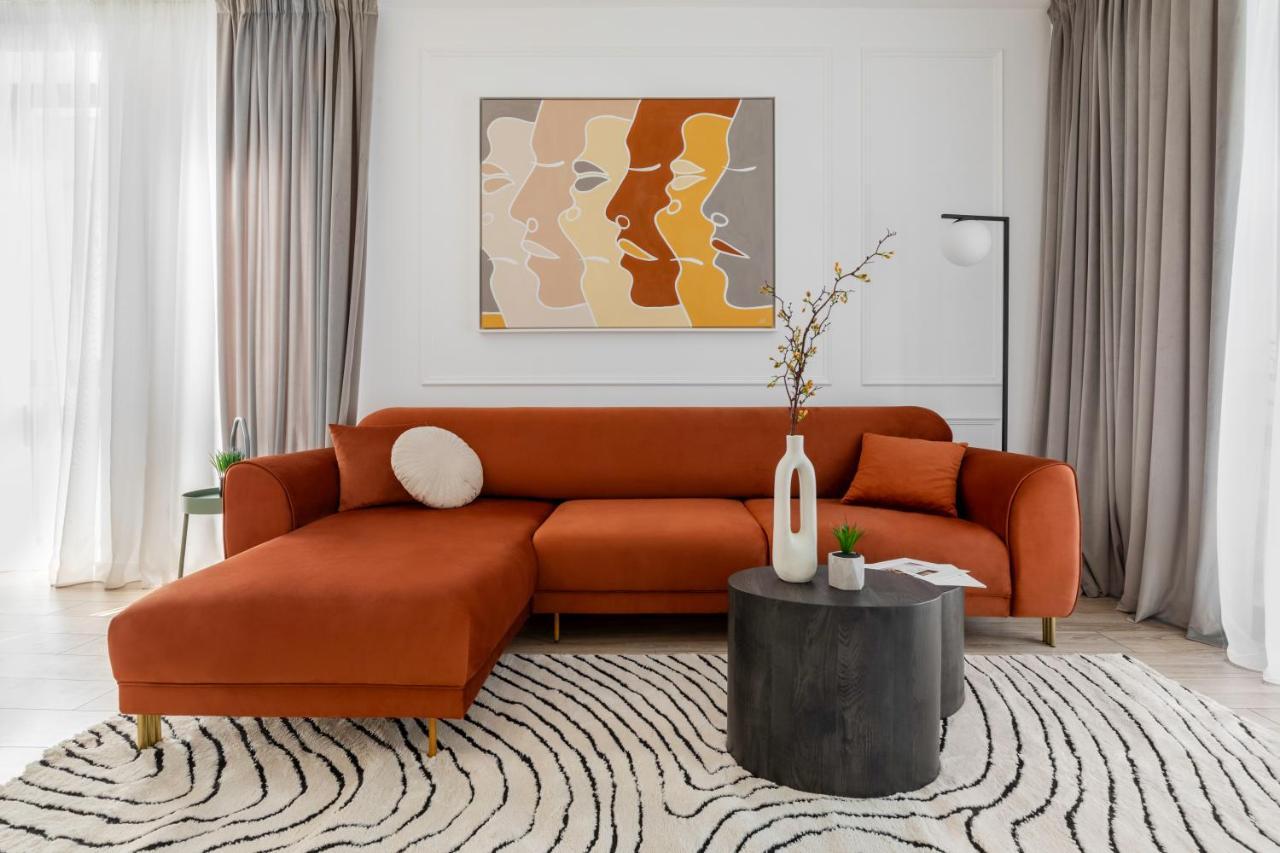 Park Lane Luxury *