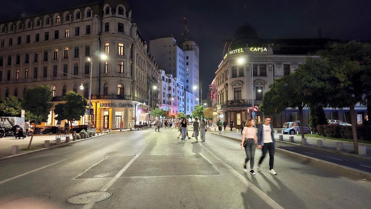 Like Victoriei * Bucureşti