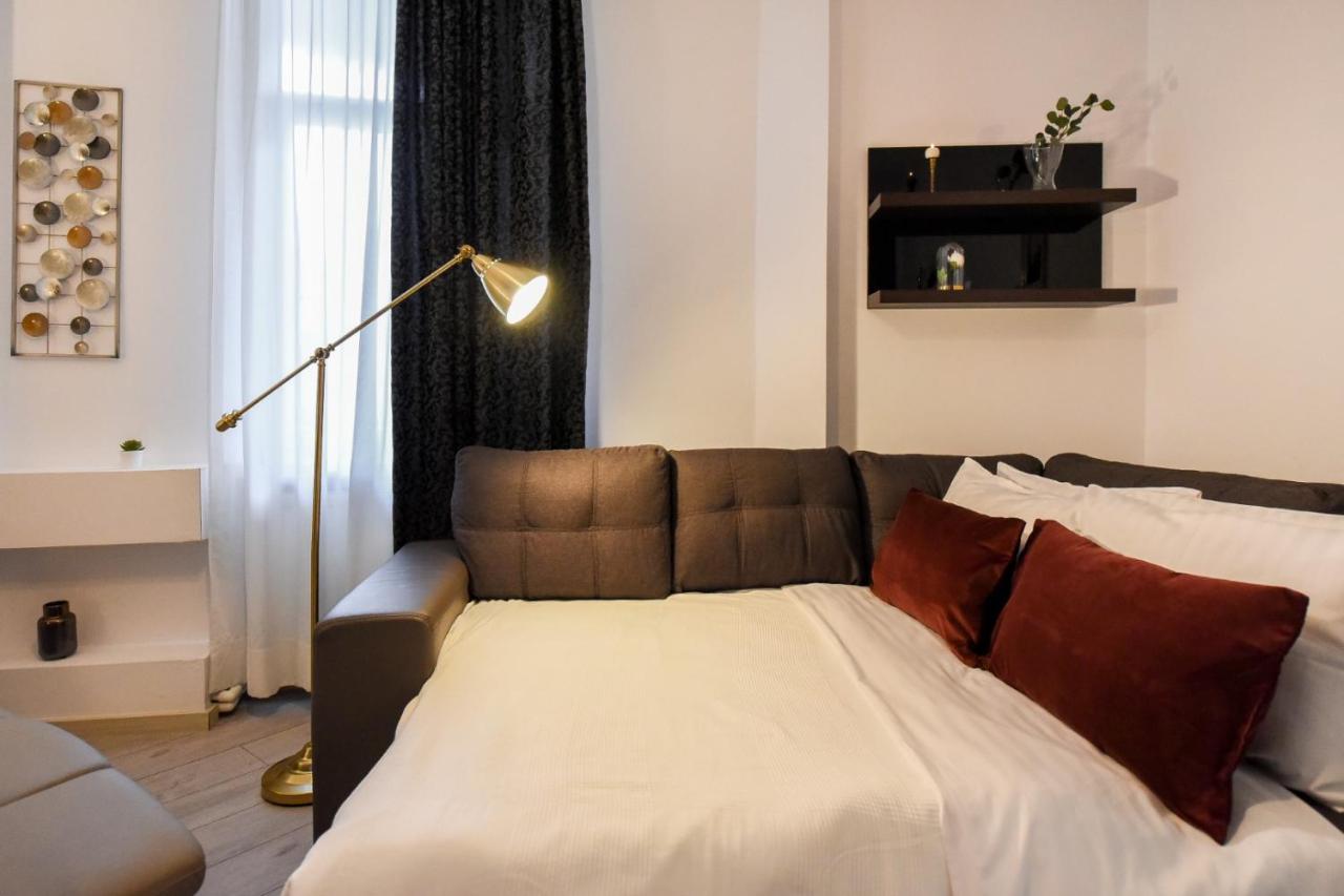 Apartment Discover Comfort: Charming & Spacious In The Old Town *