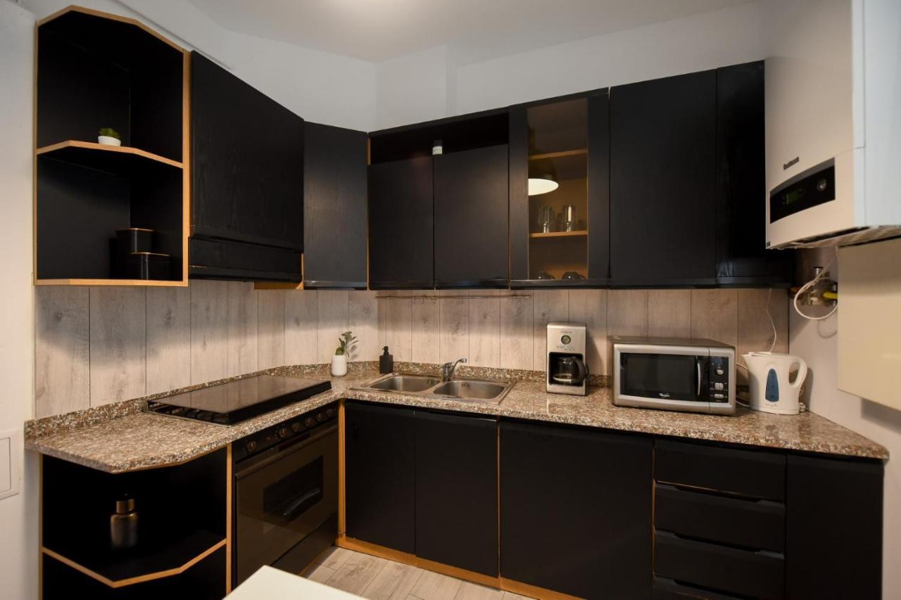 Discover Comfort: Charming & Spacious In The Old Town *