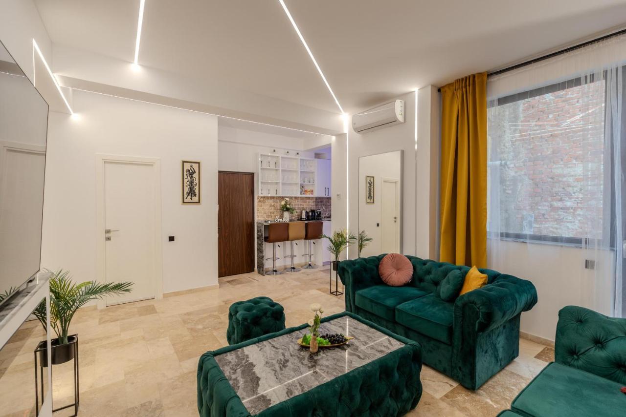 Luxury & Comfort: Smart 2br-apt At Unirii Square *