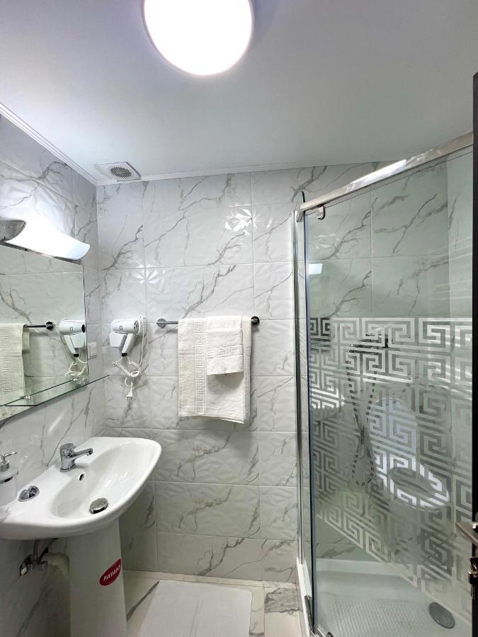 Hotel Marina 2 Bucharest