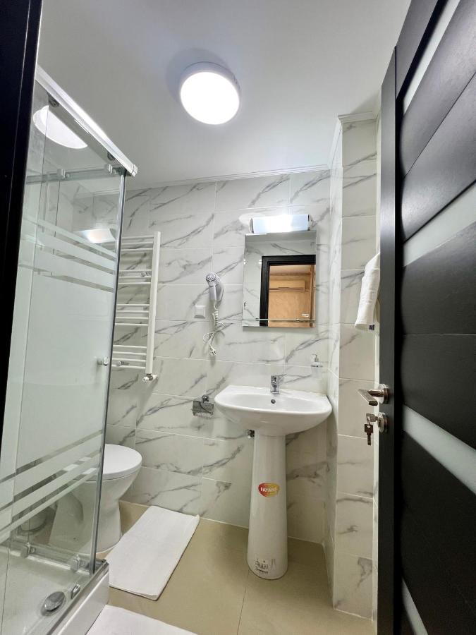 Marina 2 Hotel Bucureşti