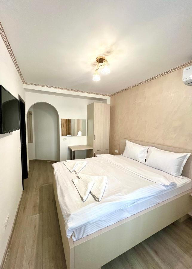 Marina 2 Hotel Bucharest
