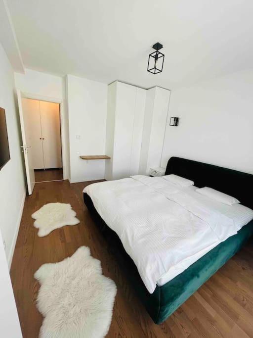 Apartment One Bedroom S Bucharest