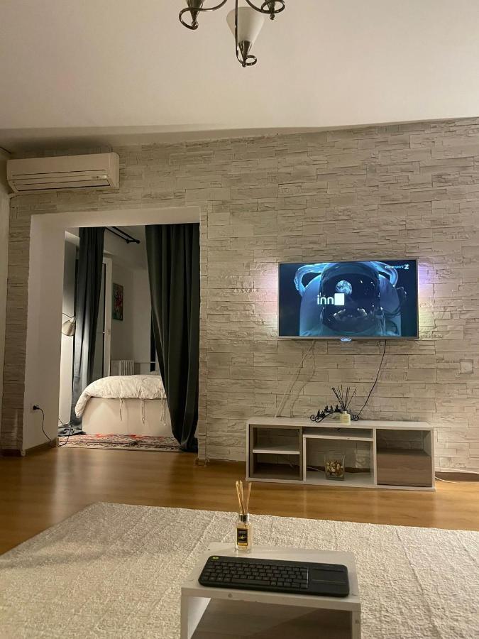 Joli Bucharest