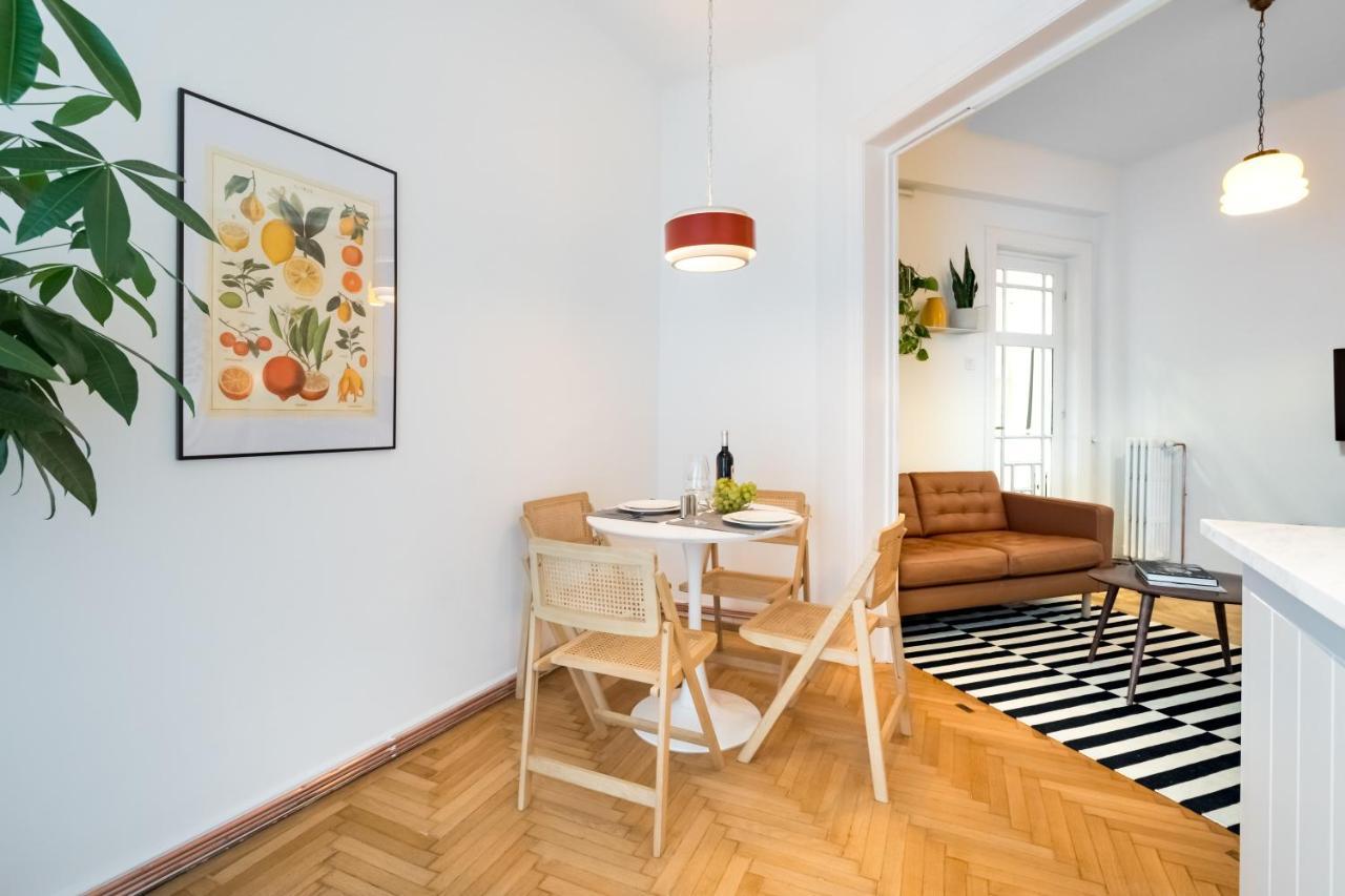 Cismigiu Serenity: 1br Flat With Scenic Balcony *
