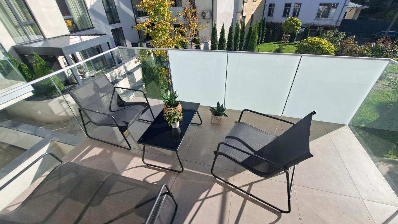 Luxury At Carmen Sylva Apartment Bucharest