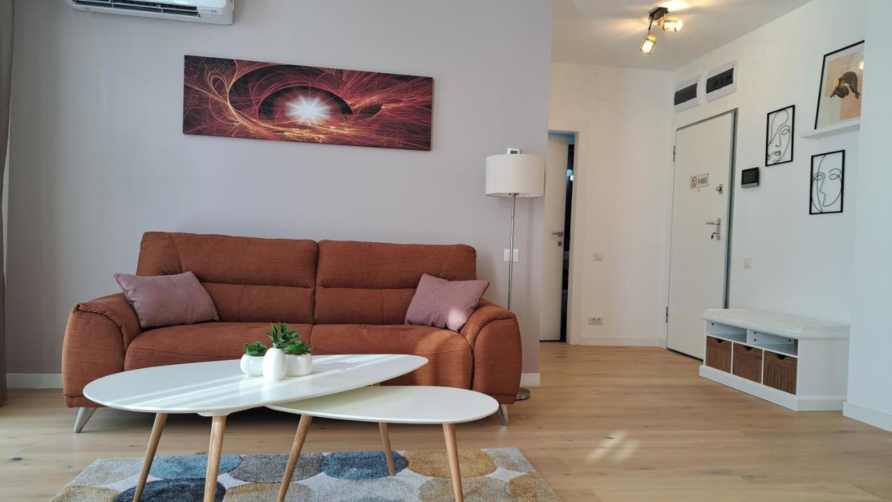 Apartment Luxury At Carmen Sylva *