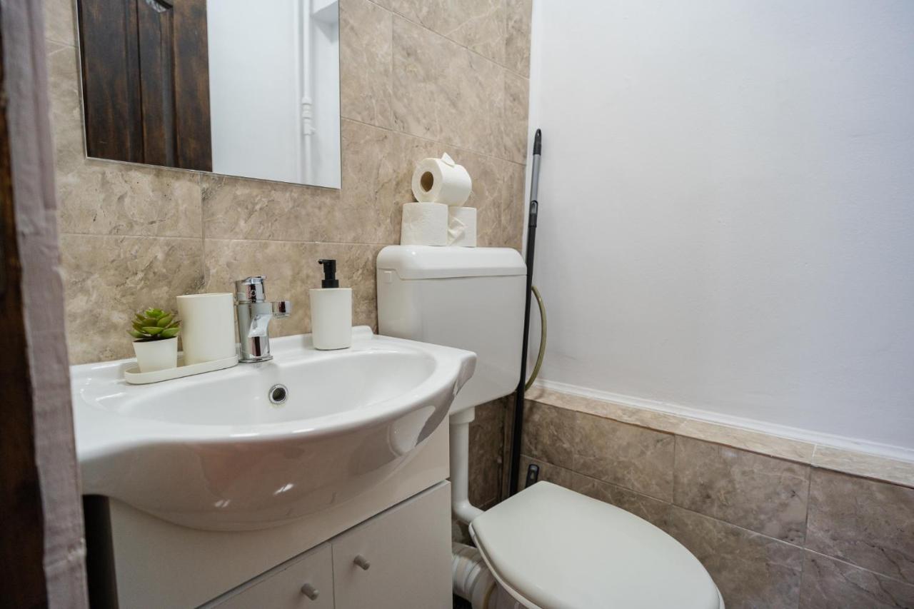 Apartament Playful Retreat - 1br Cozy Bucureşti