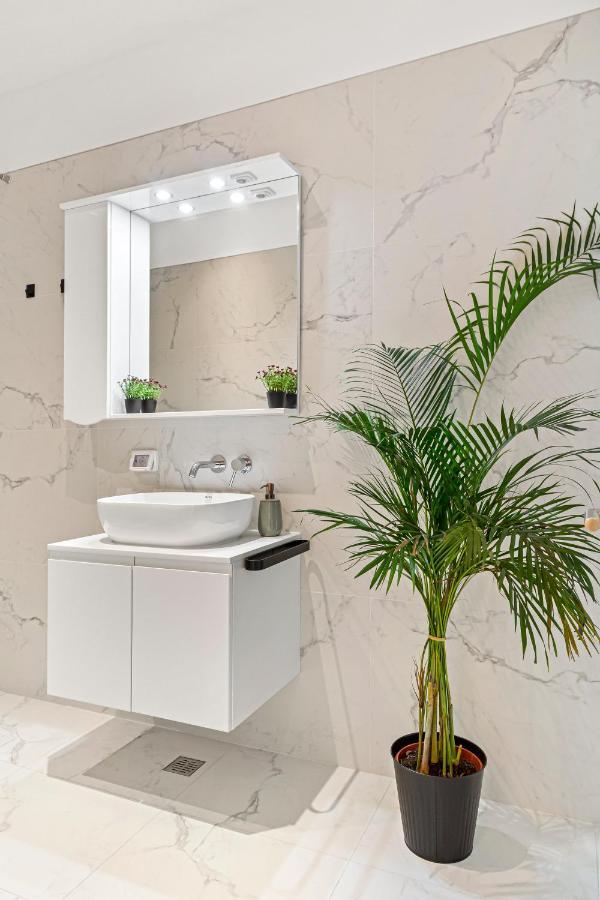 Win Herastrau Forest Apartamento *