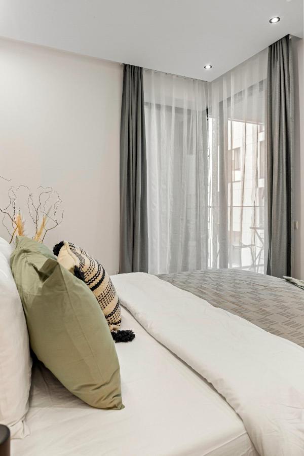 Win Herastrau Forest Apartamento *