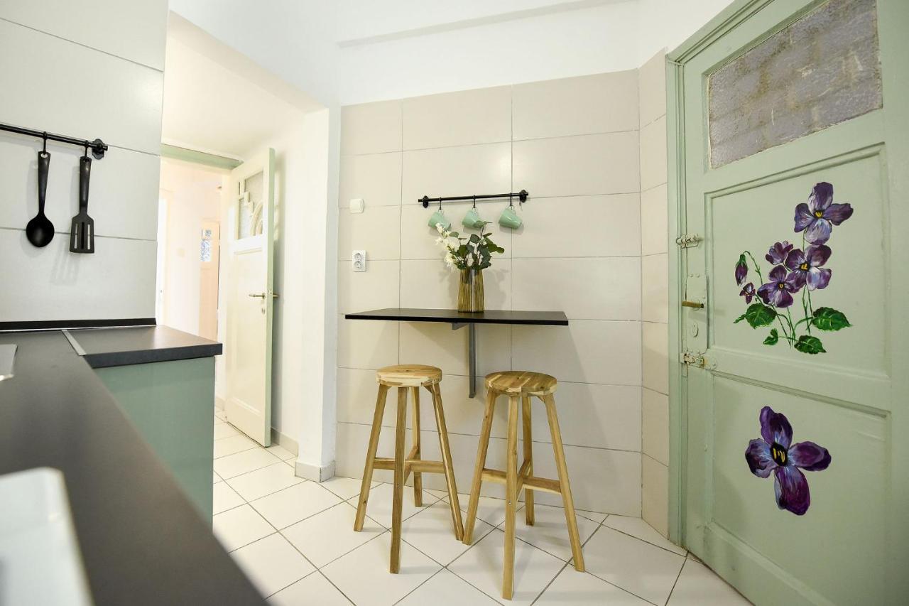 Stylish & Spacious Near The Old Town - A Touch Of History, A Dash Of Modernity Bucureşti