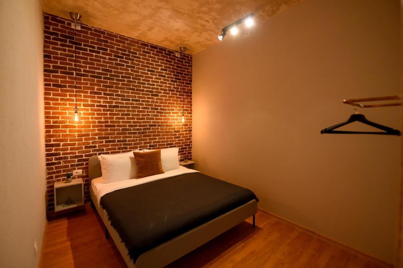 Ideal - Spacious & Modern Near Unirii Square Apartment *