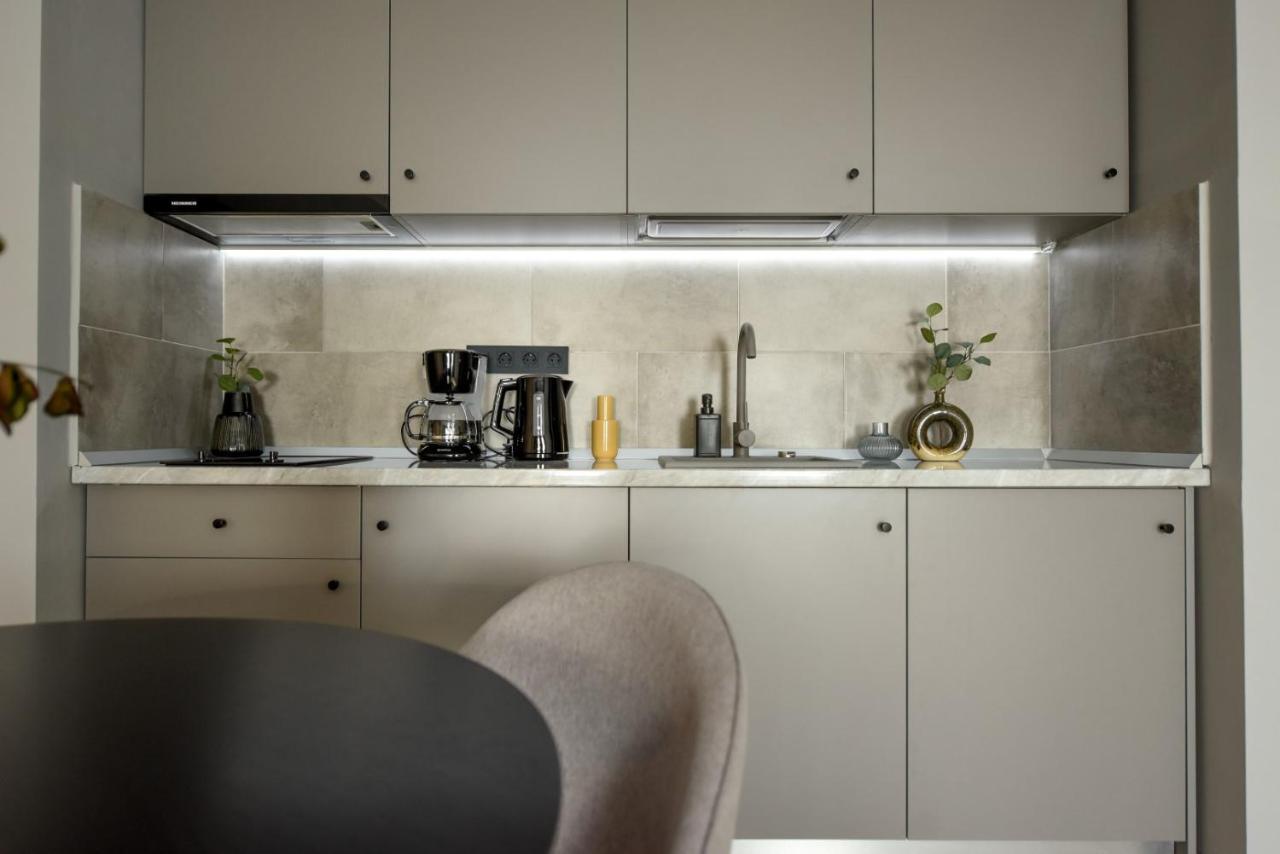 Luxury Near Radisson - Projector & Modern Design Apartamento *