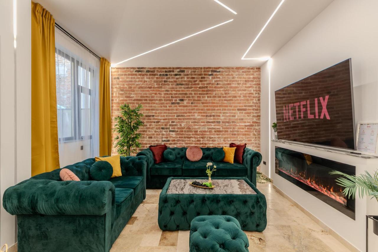 Apartamento Luxury Living: Smart 2br At Unirii Square Bucareste
