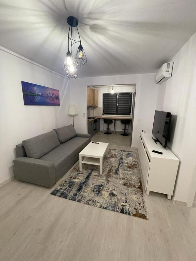 Vibes Hils Brauner Apartament