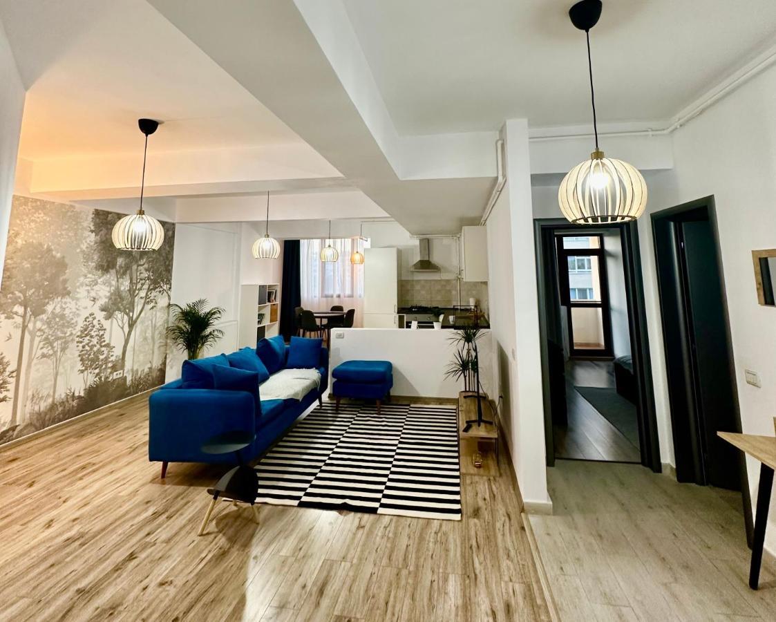 Tree House Apartament *