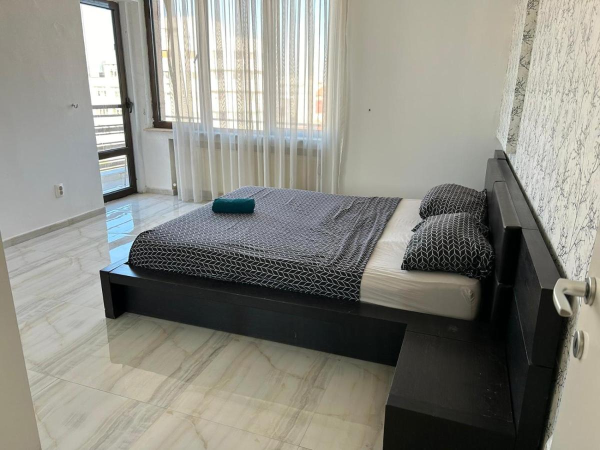 City Center Apartment Bucharest