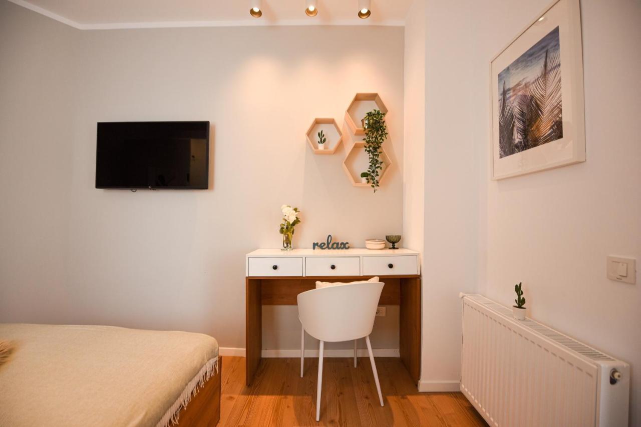 Apartment Near Cismigiu - Where Style Meets Convenience Bucharest