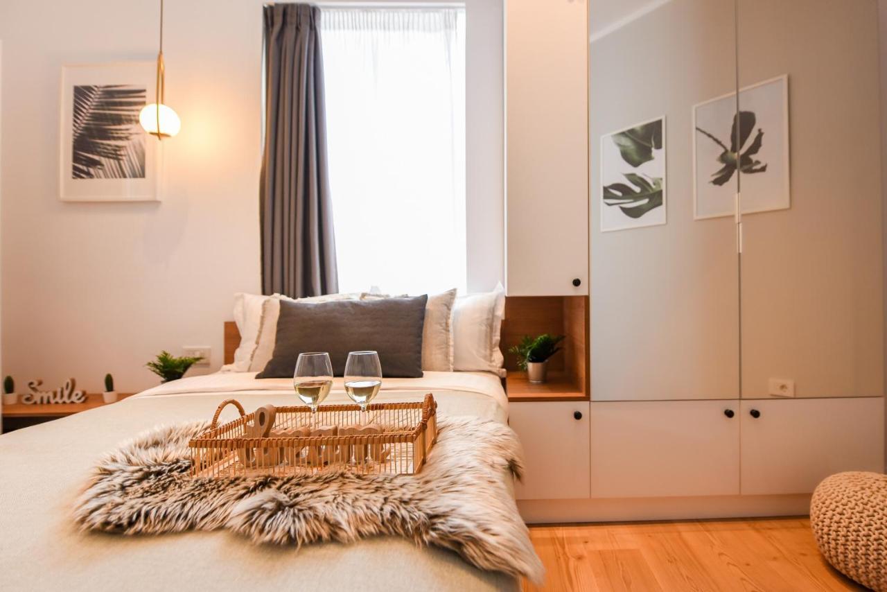 Near Cismigiu - Where Style Meets Convenience Apartment *