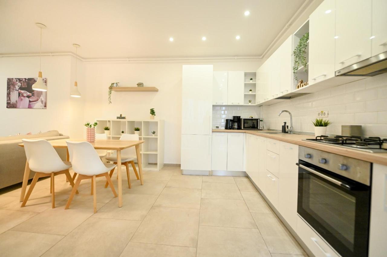 Splendid 2br With Breathtaking Views Of Casa Poporului * Bucureşti