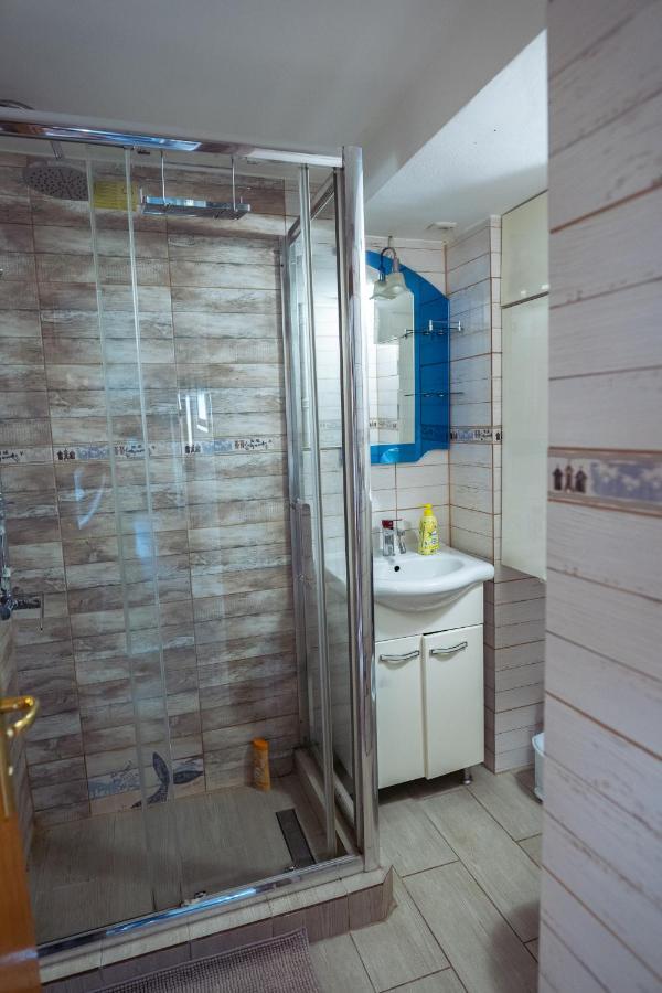 Apartament Old City-downtown 3 By Chr Luxury Property Bucureşti