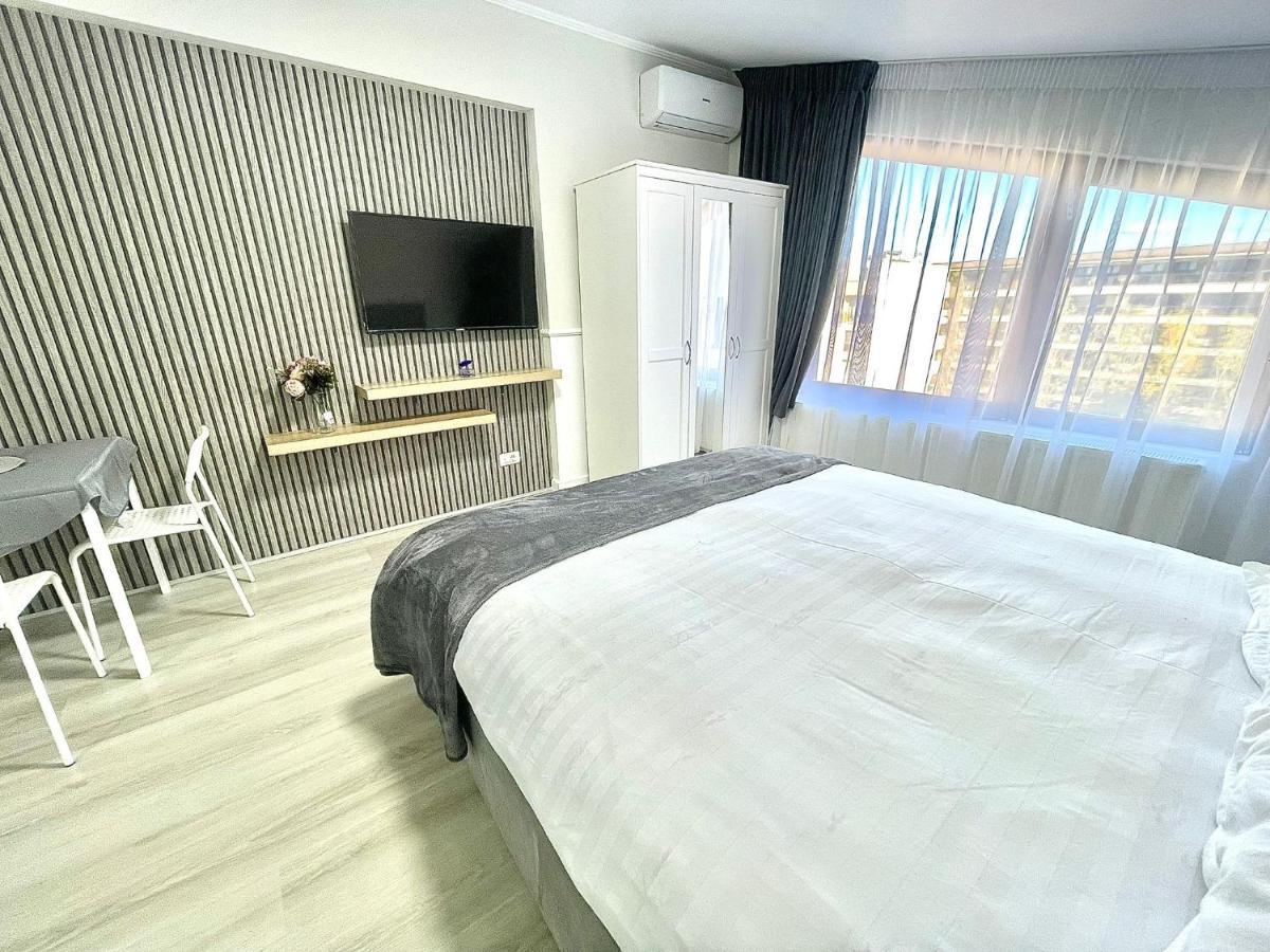 Baneasa Luxury * Bucureşti