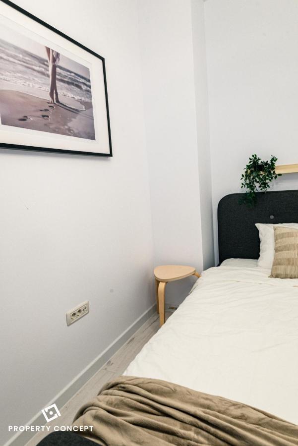 Apartment 505 *